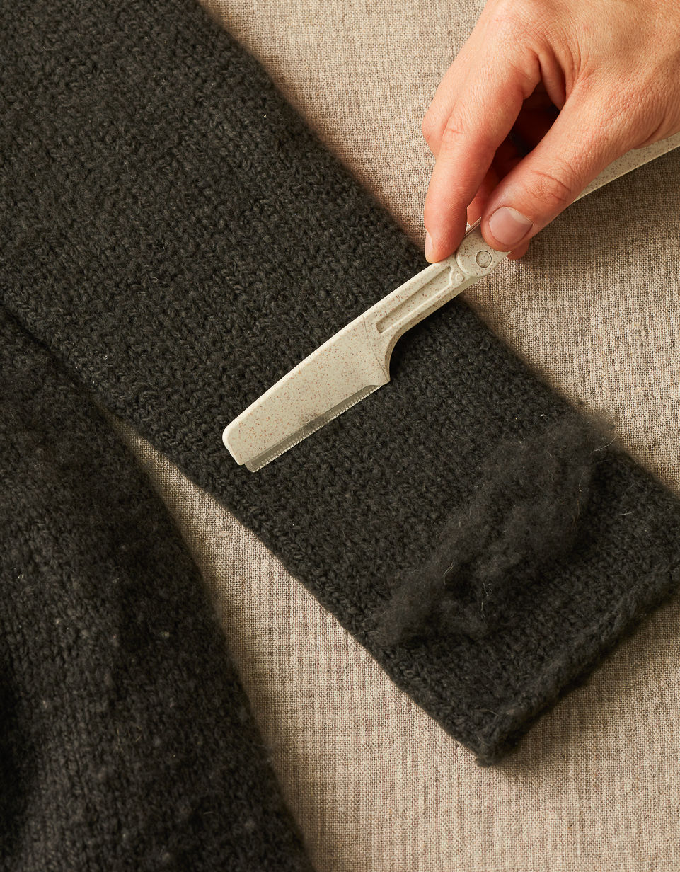 Coco Knits Fuzz Comb