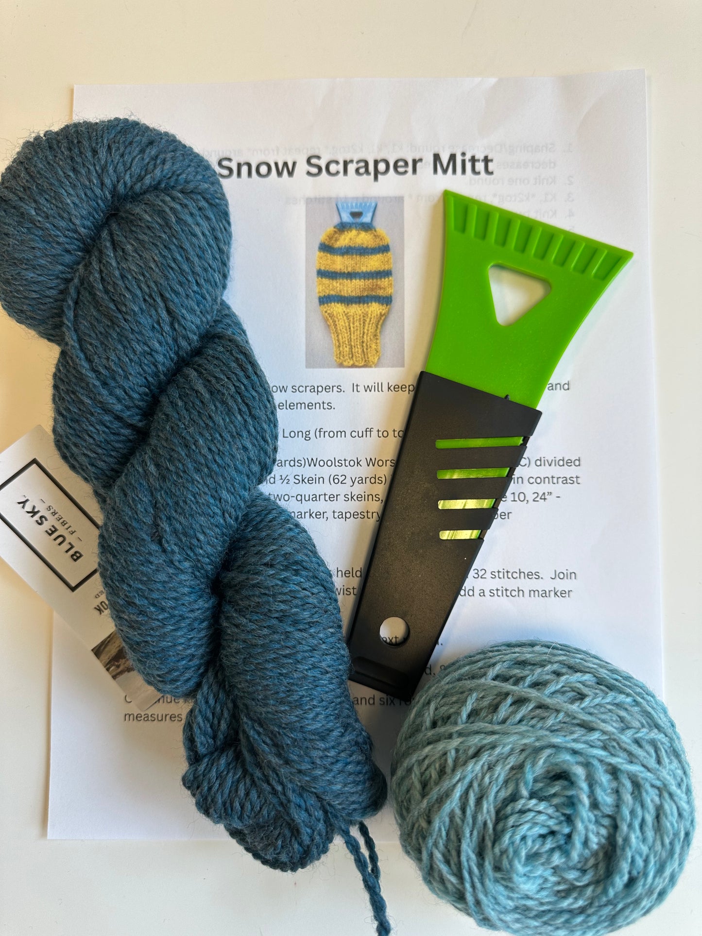 Ice Scraper Mitt Kit