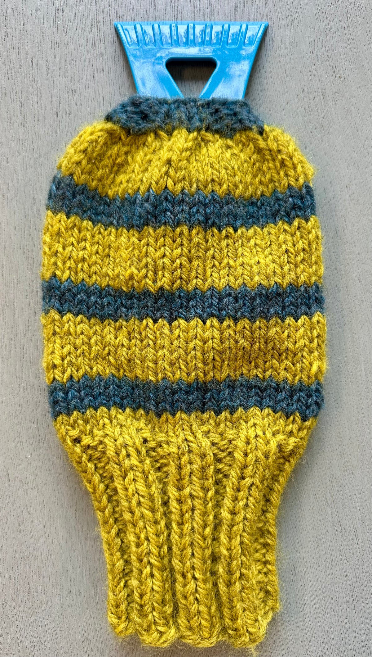 Ice Scraper Mitt Kit